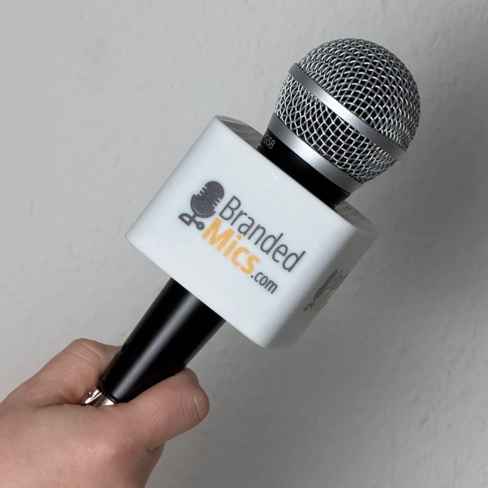 microphone flag