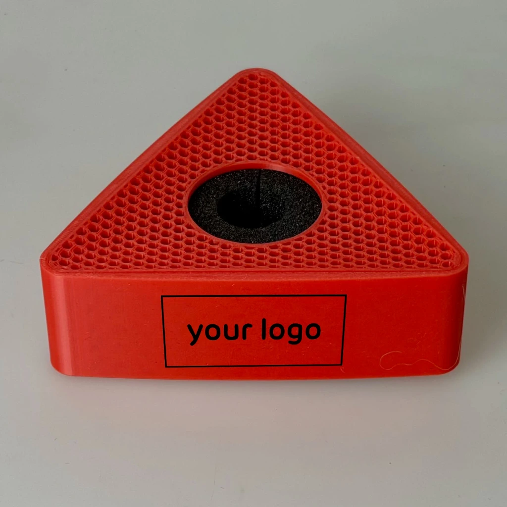 Premium Flag Triangular 4'' x 1.5''